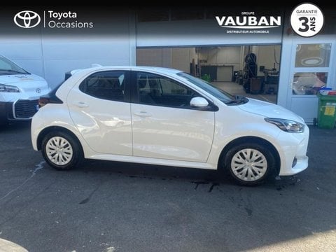 Voitures D'occasion À Chambourcy | Toyota Yaris 116H Dynamic Business 5P + Programme Beyond Zero...