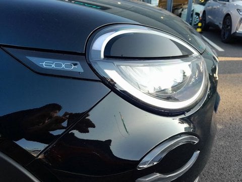 Voitures D'occasion À Pontoise | Fiat 600E 54 Kwh 156 Ch Red