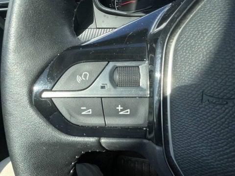 Voitures D'occasion À Chambourcy | Peugeot 208 Ii Puretech 100 S&S Bvm6 Allure