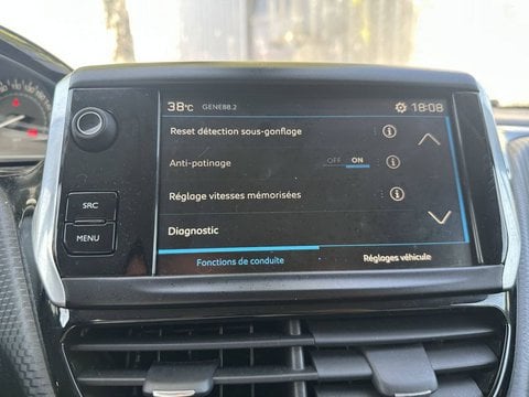Voitures D'occasion À Chambourcy | Peugeot 208 Puretech 82Ch S&S Bvm5 Signature