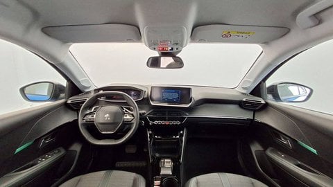 Voitures D'occasion À Chambourcy | Peugeot 208 Puretech 100 S&S Eat8 Allure Pack
