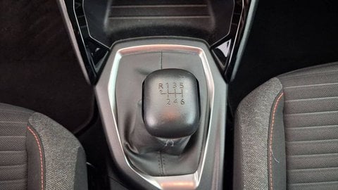 Voitures D'occasion À Saint-Germain-En-Laye | Peugeot 2008 Ii Puretech 130 S&S Bvm6 Active Pack
