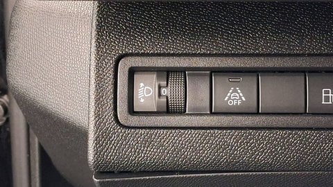 Voitures D'occasion À Les Mureaux | Peugeot 3008 Ii Hybrid 225 E-Eat8 Allure