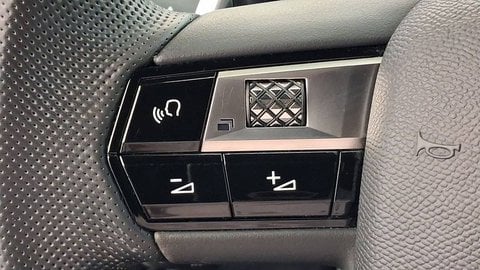 Voitures D'occasion À Chambly | Ds Ds 3 Crossback Ds 3 Ii Ds3 Crossback Puretech 130 Eat8 Perfor...