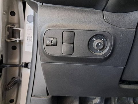 Voitures D'occasion À Les Mureaux | Citroën C3 Iii Puretech 83 S&S Bvm5 Shine