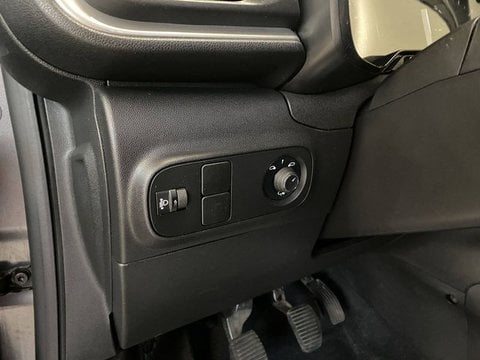 Voitures D'occasion À Les Mureaux | Citroën C3 Iii Puretech 83 S&S Bvm5 Shine