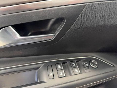 Voitures D'occasion À Buchelay | Peugeot 3008 Ii Hybrid4 300 E-Eat8 Gt Pack