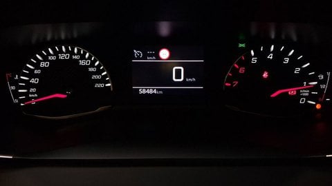 Voitures D'occasion À Saint-Brice-Sous-Forêt | Peugeot 2008 Ii Puretech 100 S&S Bvm6 Style
