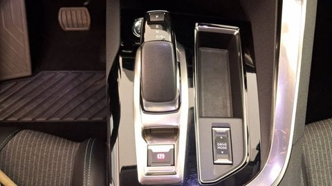 Voitures D'occasion À Saint-Brice-Sous-Forêt | Peugeot 3008 Ii Hybrid 225 E-Eat8 Allure Pack