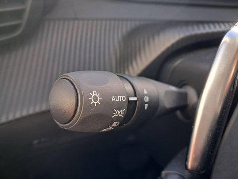 Voitures D'occasion À Argenteuil | Peugeot 208 Ii Hybrid 100 E-Dcs6 Allure