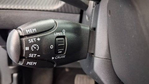 Voitures D'occasion À Saint-Brice-Sous-Forêt | Peugeot 2008 Ii Puretech 130 S&S Eat8 Style