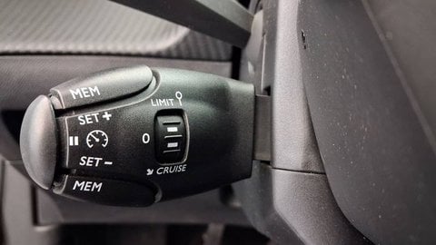 Voitures D'occasion À Sarcelles | Peugeot 2008 Ii Puretech 100 S&S Bvm6 Active Pack