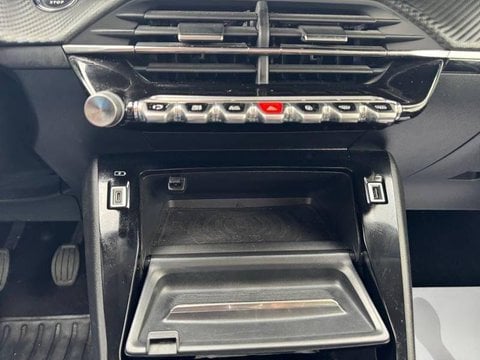 Voitures D'occasion À Sarcelles | Peugeot 208 Ii Puretech 100 S&S Bvm6 Allure