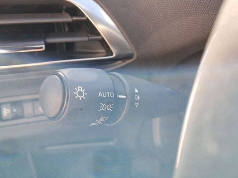 Voitures D'occasion À Argenteuil | Peugeot 3008 Ii Hybrid 136 E-Dcs6 Active Pack