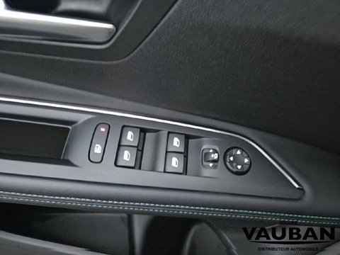 Voitures D'occasion À Chambly | Peugeot 3008 Ii Hybrid 225 E-Eat8 Allure Pack