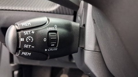 Voitures D'occasion À Buchelay | Peugeot 2008 Ii Puretech 100 S&S Bvm6 Style