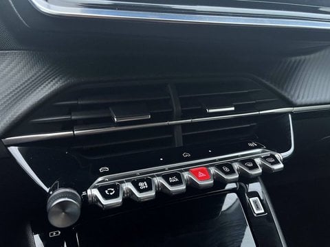 Voitures D'occasion À Chambly | Peugeot 208 Ii Hybrid 110 E-Dcs6 Série Spéciale Envy