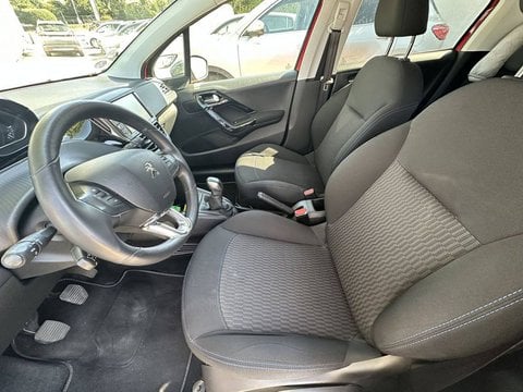 Voitures D'occasion À Chambourcy | Peugeot 208 1.2 Puretech 82Ch Bvm5 Style