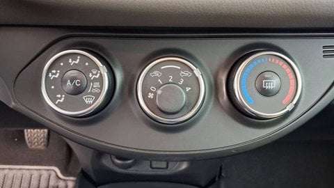 Voitures D'occasion À St-Brice-Sous-Forêt | Toyota Yaris Iii 70 Vvt-I France Connect