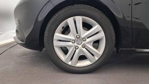 Voitures D'occasion À Buchelay | Peugeot 208 Puretech 82Ch S&S Bvm5 Signature