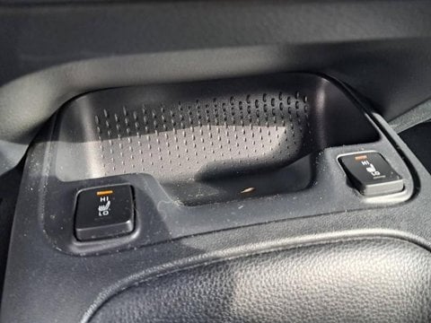 Voitures D'occasion À Argenteuil | Toyota Corolla 122H Dynamic Business + Programme Beyond Zero ...