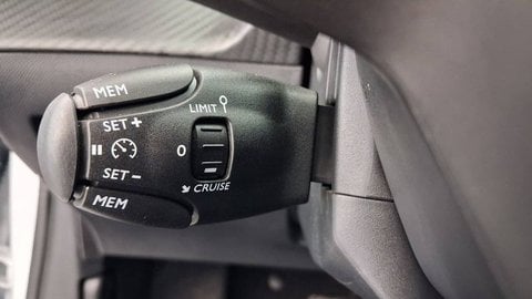 Voitures D'occasion À Saint-Brice-Sous-Forêt | Peugeot 208 Hybrid 100 E-Dcs6 Affaire