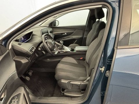 Voitures D'occasion À Chambourcy | Peugeot 3008 Ii Puretech 130Ch S&S Bvm6 Active Pack