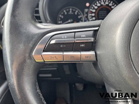 Voitures D'occasion À Cergy | Mazda Mazda3 5 Portes 2.0L Skyactiv-G M Hybrid 122 Ch Bvm6 Style