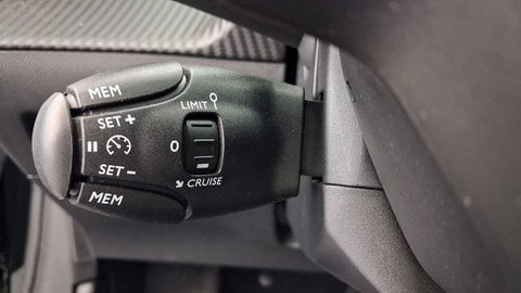 Voitures D'occasion À Argenteuil | Peugeot 208 Hybrid 100 E-Dcs6 Allure