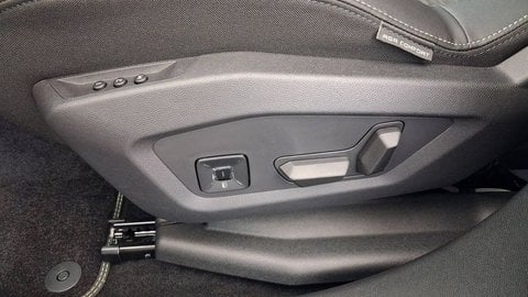 Voitures D'occasion À Les Mureaux | Peugeot 5008 Iii Hybrid 145 Ch E-Dcs6 Gt