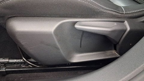 Voitures D'occasion À Les Mureaux | Peugeot 208 Electrique Ii Electrique 50 Kwh 136Ch Gt