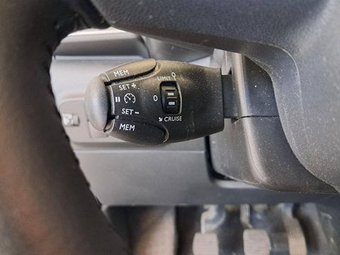 Voitures D'occasion À Les Mureaux | Citroën C3 Iii Puretech 83 S&S Bvm5 Shine