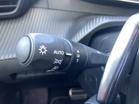 Voitures D'occasion À Chambourcy | Peugeot 208 Ii Hybrid 136 E-Dcs6 Gt