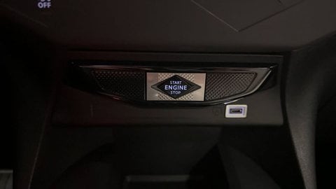 Voitures D'occasion À Mantes - Buchelay | Ds Ds 3 Ii Puretech 130 Eat8 Esprit De Voyage