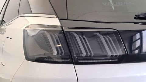 Voitures D'occasion À Chambourcy | Peugeot 3008 Ii Hybrid4 300 E-Eat8 Gt Pack