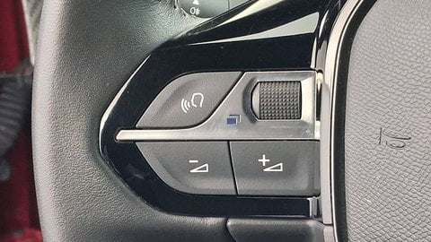 Voitures D'occasion À Buchelay | Peugeot 2008 Ii Puretech 100 S&S Bvm6 Allure