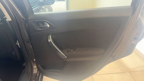 Voitures D'occasion À Buchelay | Peugeot 2008 Bluehdi 120Ch S&S Eat6 Allure