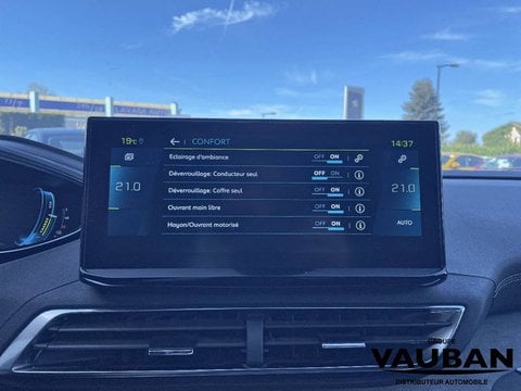 Voitures D'occasion À Chambourcy | Peugeot 3008 Ii Hybrid 225 E-Eat8 Gt Pack