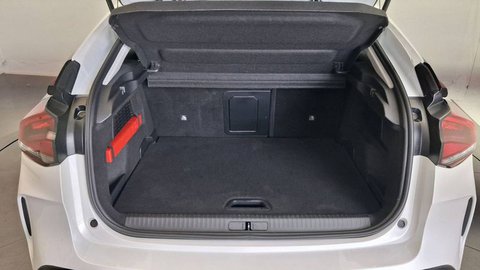 Voitures D'occasion À Les Mureaux | Citroën C4 Iii Puretech 130 S&S Eat8 Shine