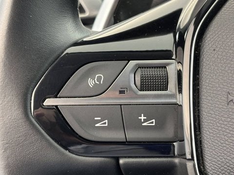 Voitures D'occasion À Chambourcy | Peugeot 3008 Ii Hybrid 225 E-Eat8 Allure Pack