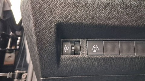 Voitures D'occasion À Buchelay | Peugeot 208 Puretech 100 S&S Bvm6 Allure