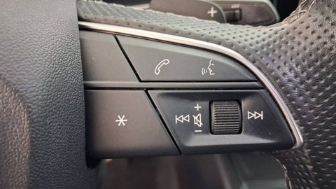 Voitures D'occasion À Chambourcy | Audi Q3 Ii 35 Tdi 150 Ch S Tronic 7 S Line