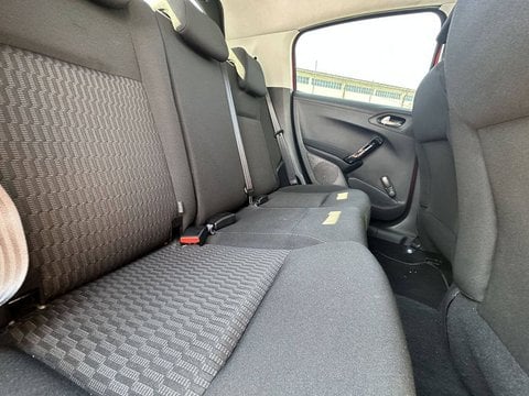 Voitures D'occasion À Chambourcy | Peugeot 208 1.2 Puretech 82Ch Bvm5 Style