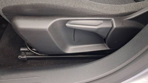 Voitures D'occasion À Saint-Brice-Sous-Forêt | Peugeot 208 Electrique Ii Electrique 50 Kwh 136C...