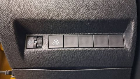Voitures D'occasion À Saint-Brice-Sous-Forêt | Peugeot 208 Electrique Ii Electrique 50 Kwh 136C...