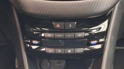 Voitures D'occasion À Chambourcy | Peugeot 208 Puretech 110Ch S&S Bvm6 Allure
