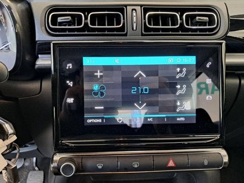 Voitures D'occasion À Les Mureaux | Citroën C3 Iii Puretech 83 S&S Bvm5 Shine