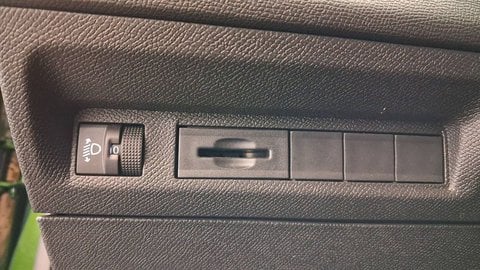 Voitures D'occasion À Les Mureaux | Peugeot 308 Iii Puretech 130Ch S&S Bvm6 Allure Pack