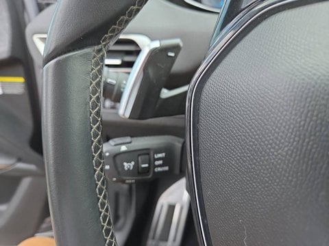 Voitures D'occasion À Osny | Peugeot 3008 Ii Hybrid 225 E-Eat8 Roadtrip