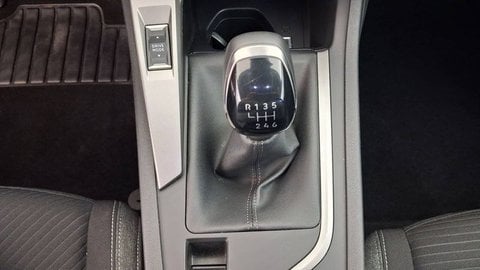 Voitures D'occasion À Les Mureaux | Peugeot 308 Iii Puretech 110Ch S&S Bvm6 Active Pack